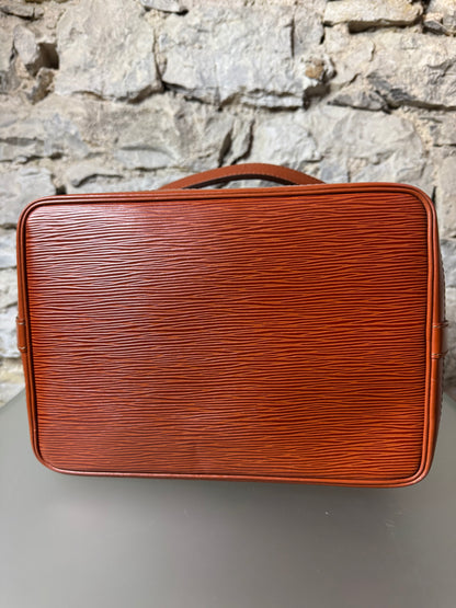 Louis Vuitton Noé Grande Epi Leder Braun – Vintage