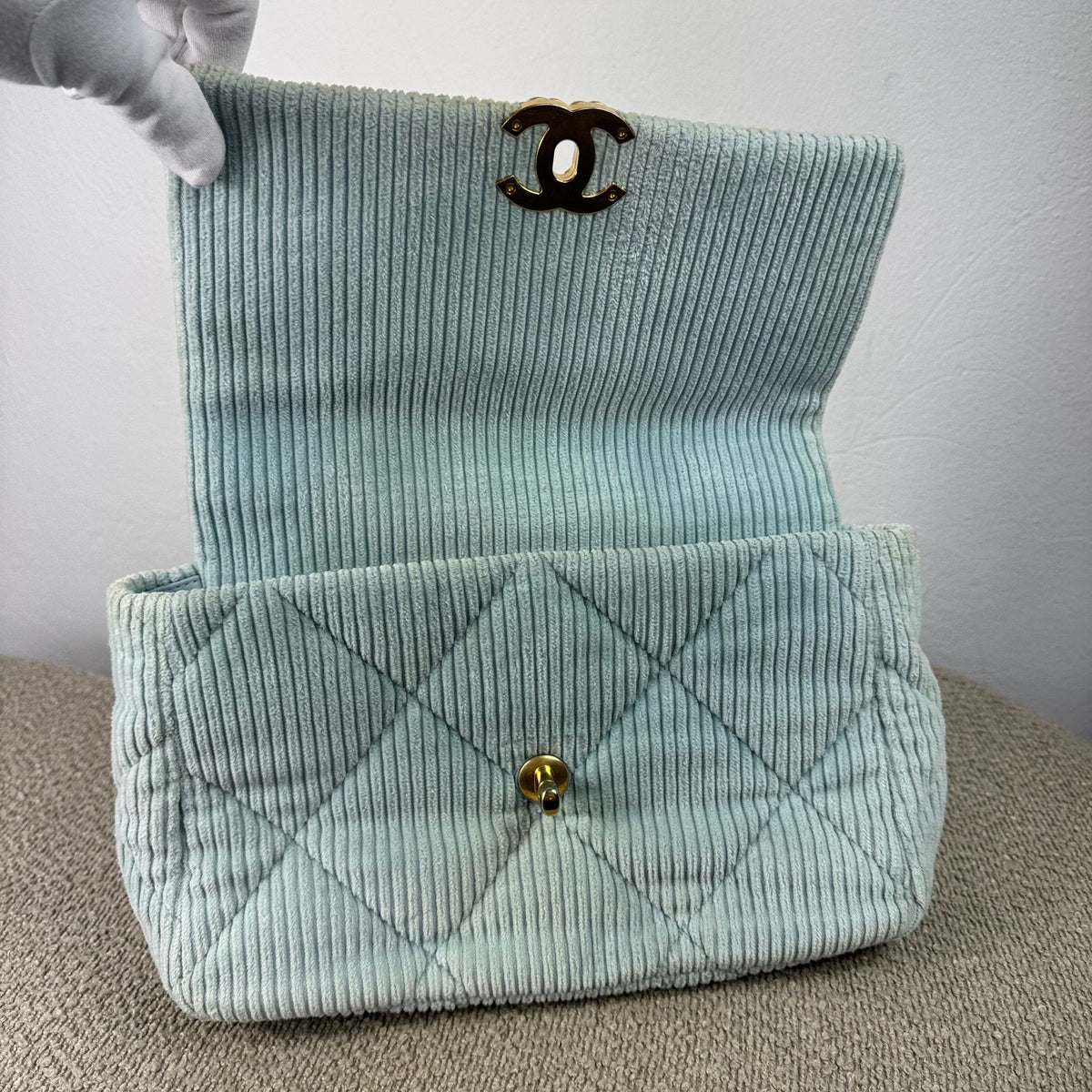 Chanel 19 Corduroy Flap Bag – Light Blue