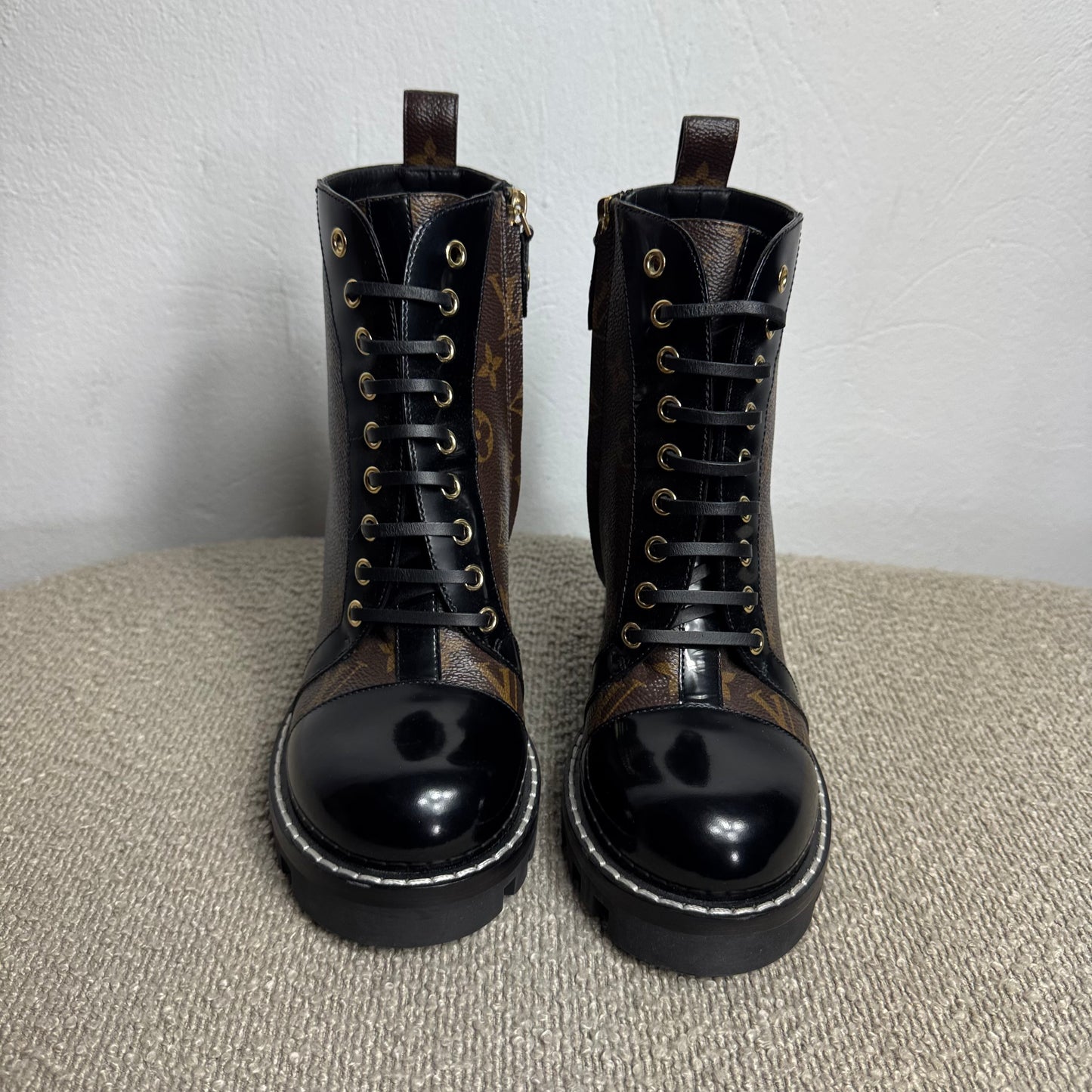 Louis Vuitton Star Trail Ankle Boots Monogram Canvas – Größe 38,5