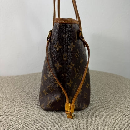 Louis Vuitton Neverfull PM – Monogram Canvas