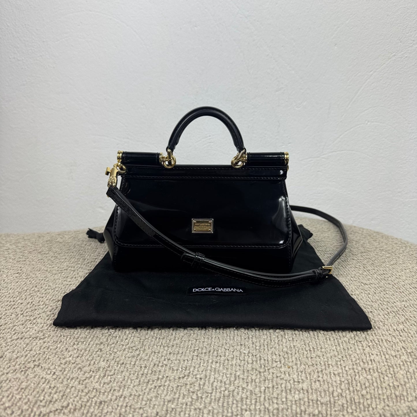 Dolce & Gabbana Mini Sicily – Schwarzes Lackleder