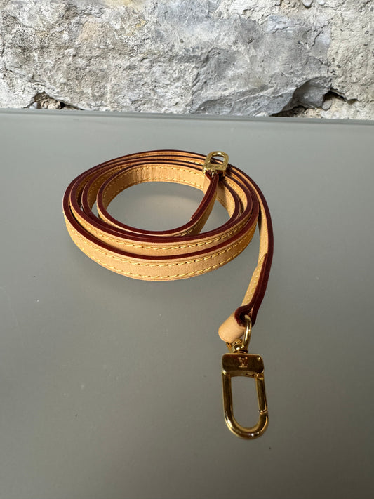 Louis Vuitton Schulterriemen – Leder (116 cm)