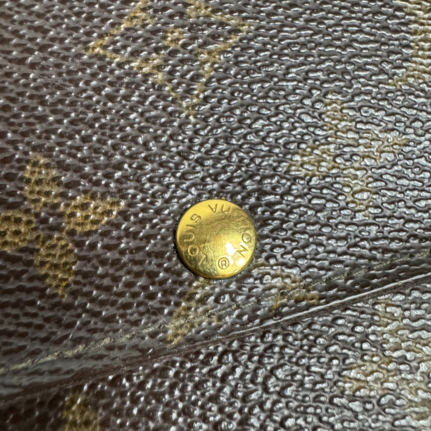 Louis Vuitton Sarah Wallet – Monogram Canvas (MI0962)