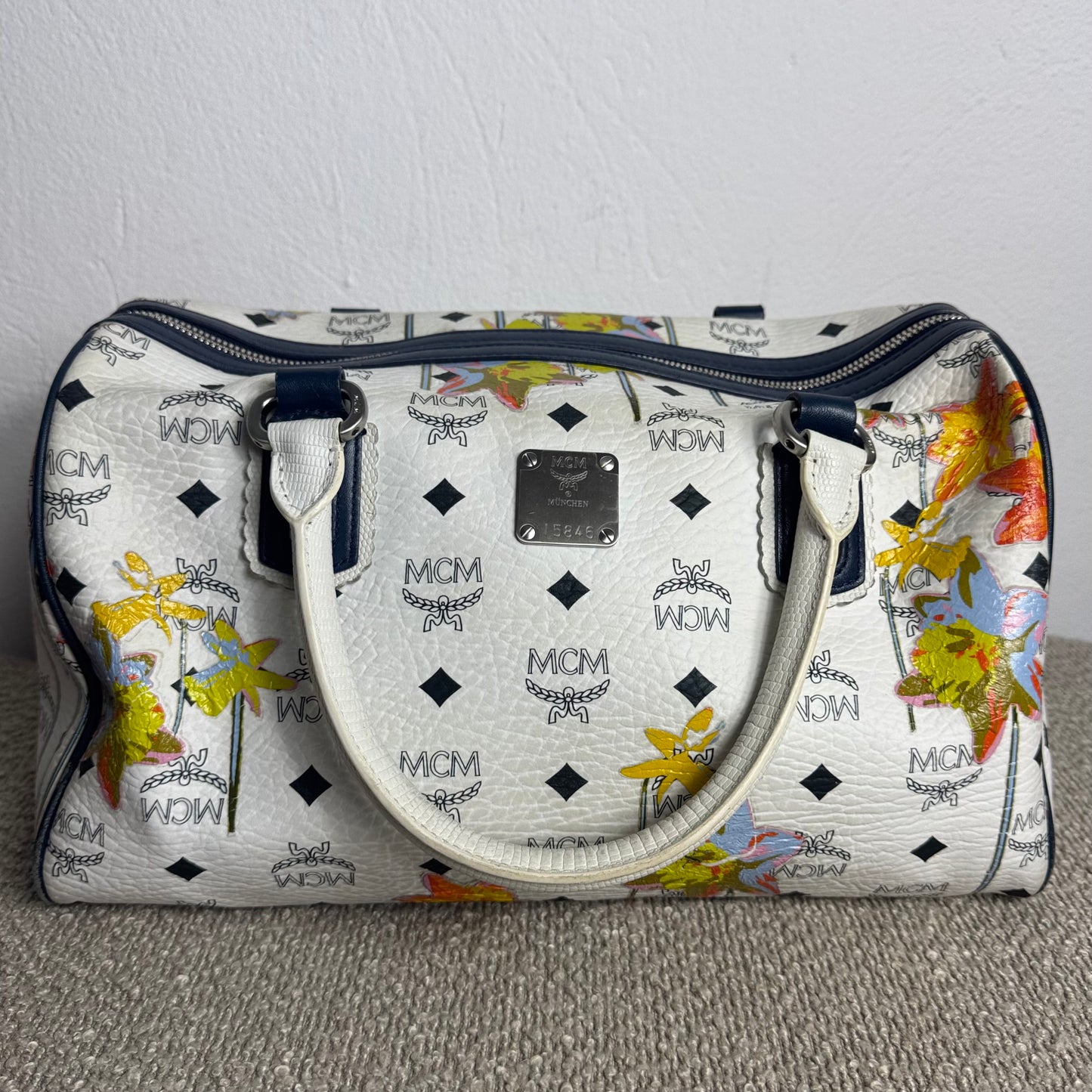 MCM Boston Bag Weiß – Special Edition
