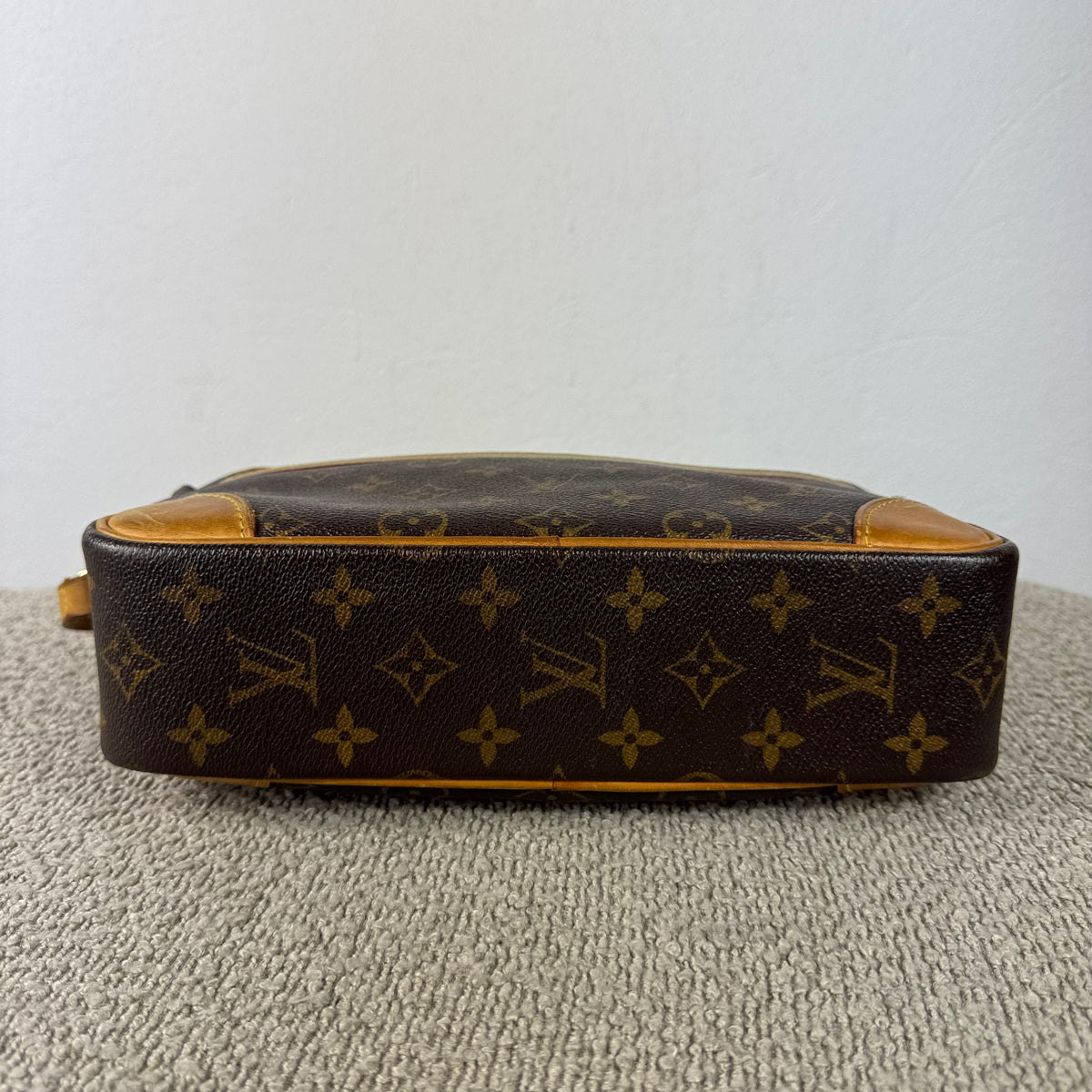 Louis Vuitton Trocadéro 27 – Monogram Canvas
