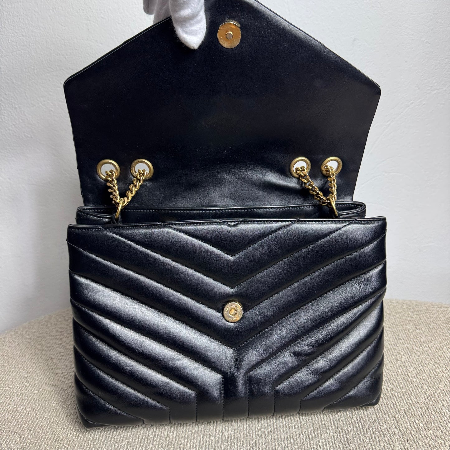 Saint Laurent Loulou Medium Matelassé aus Lammleder Schwarz