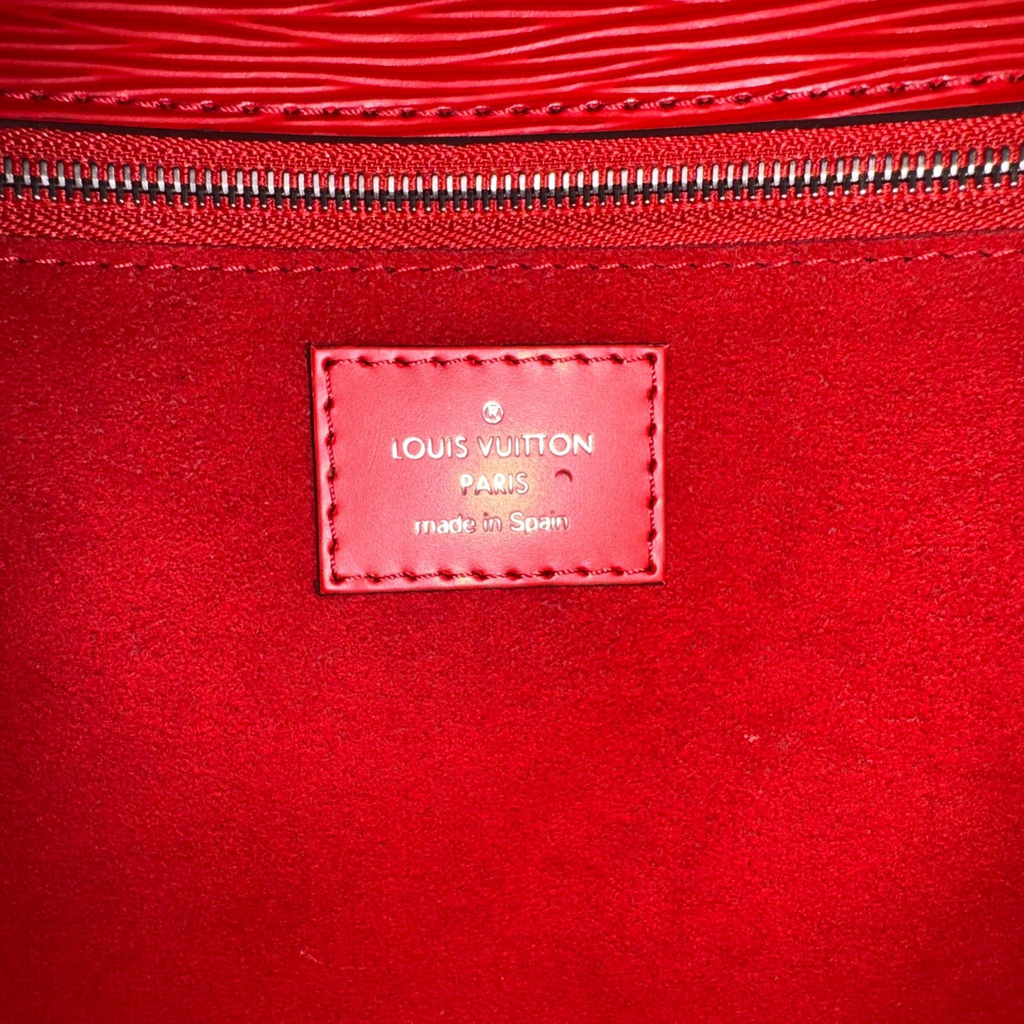 Louis Vuitton Marly BB Epi Coquelicot (M94619)