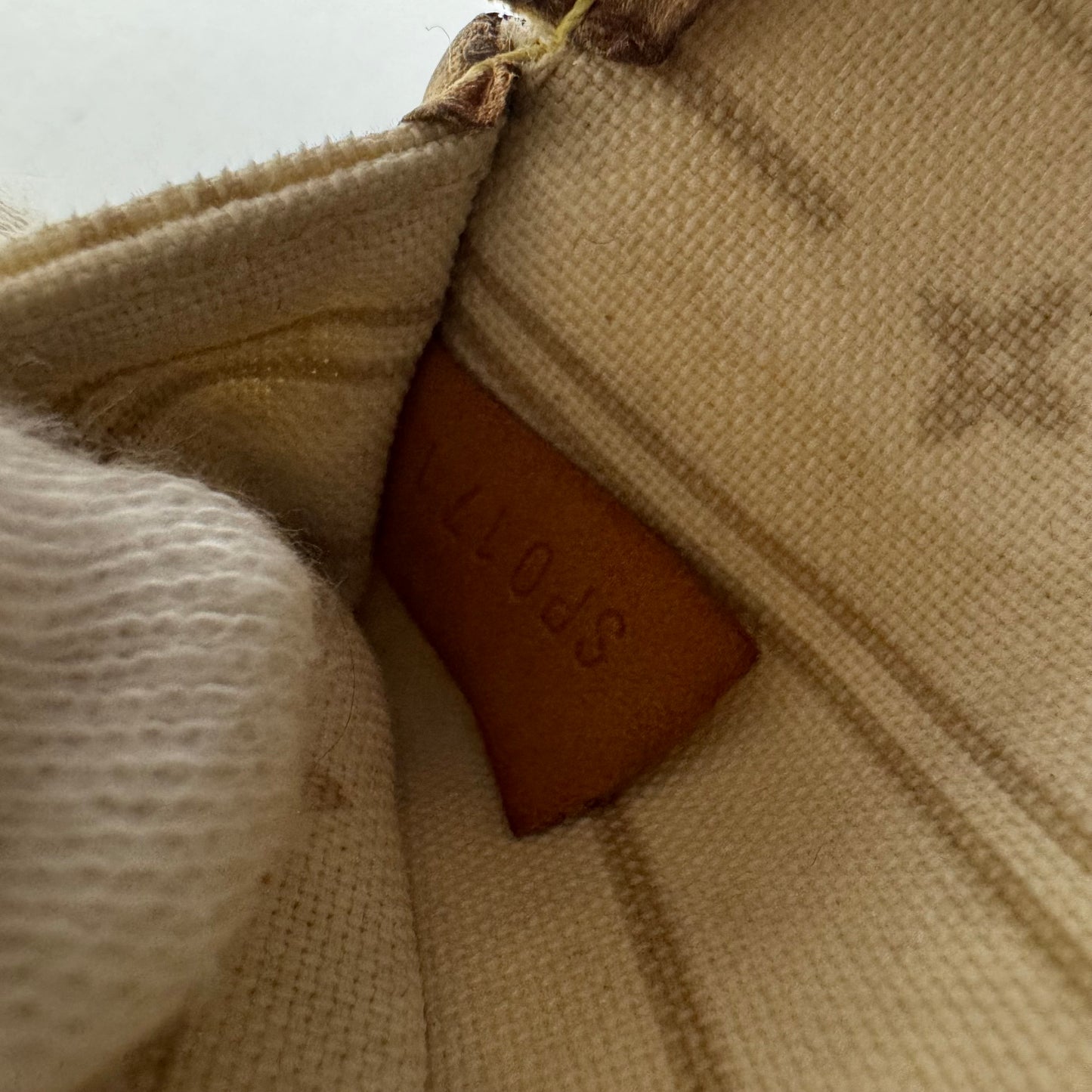 Louis Vuitton Neverfull MM Damier Azur