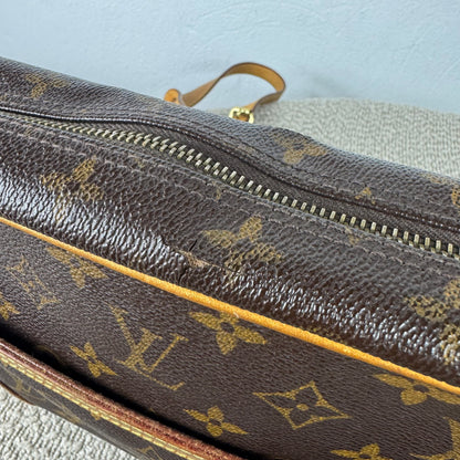 Louis Vuitton Trocadéro 27 – Monogram Canvas