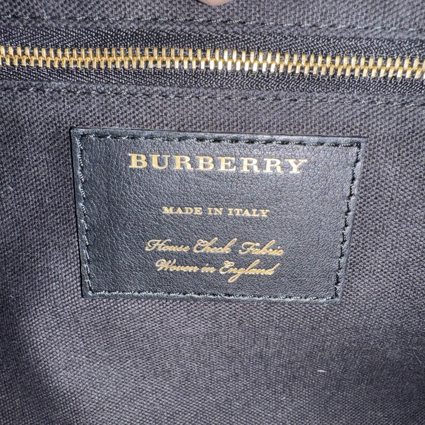 Burberry Banner Bag Grainy Calfskin Weiß