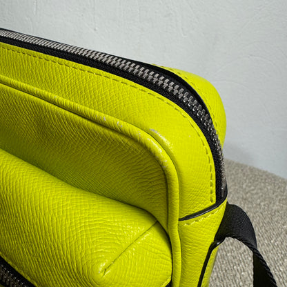 Louis Vuitton Outdoor Messenger Bag – Taïgarama Neon Gelb