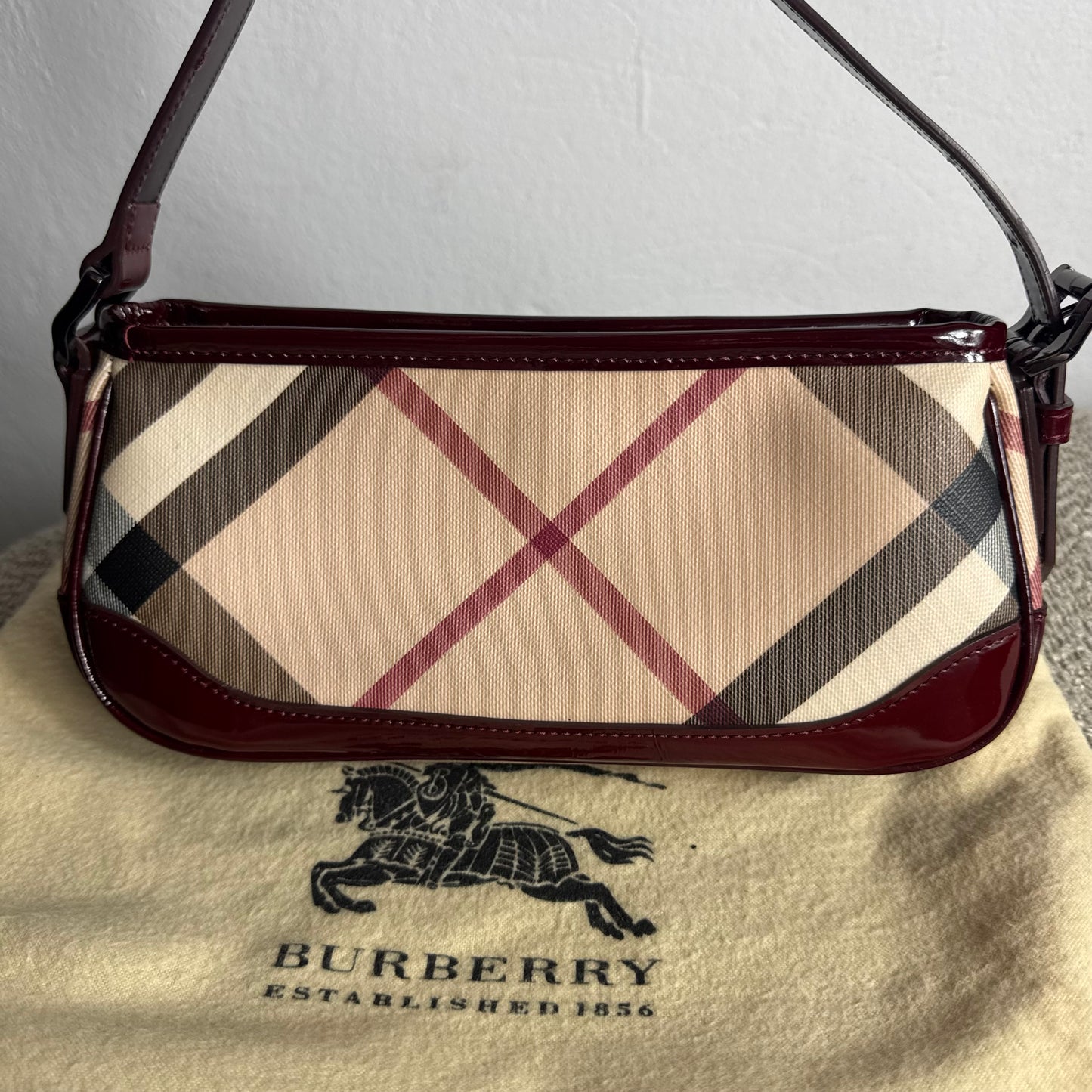 Burberry Nova Check Canvas Burgundy Leder Schultertasche