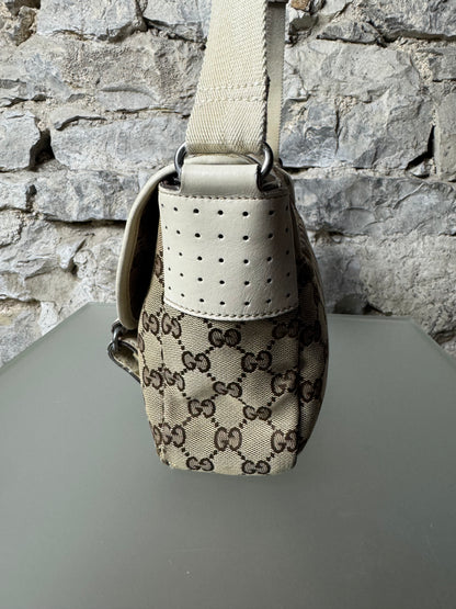 Gucci GG Canvas 145858