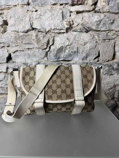 Gucci GG Canvas 145858