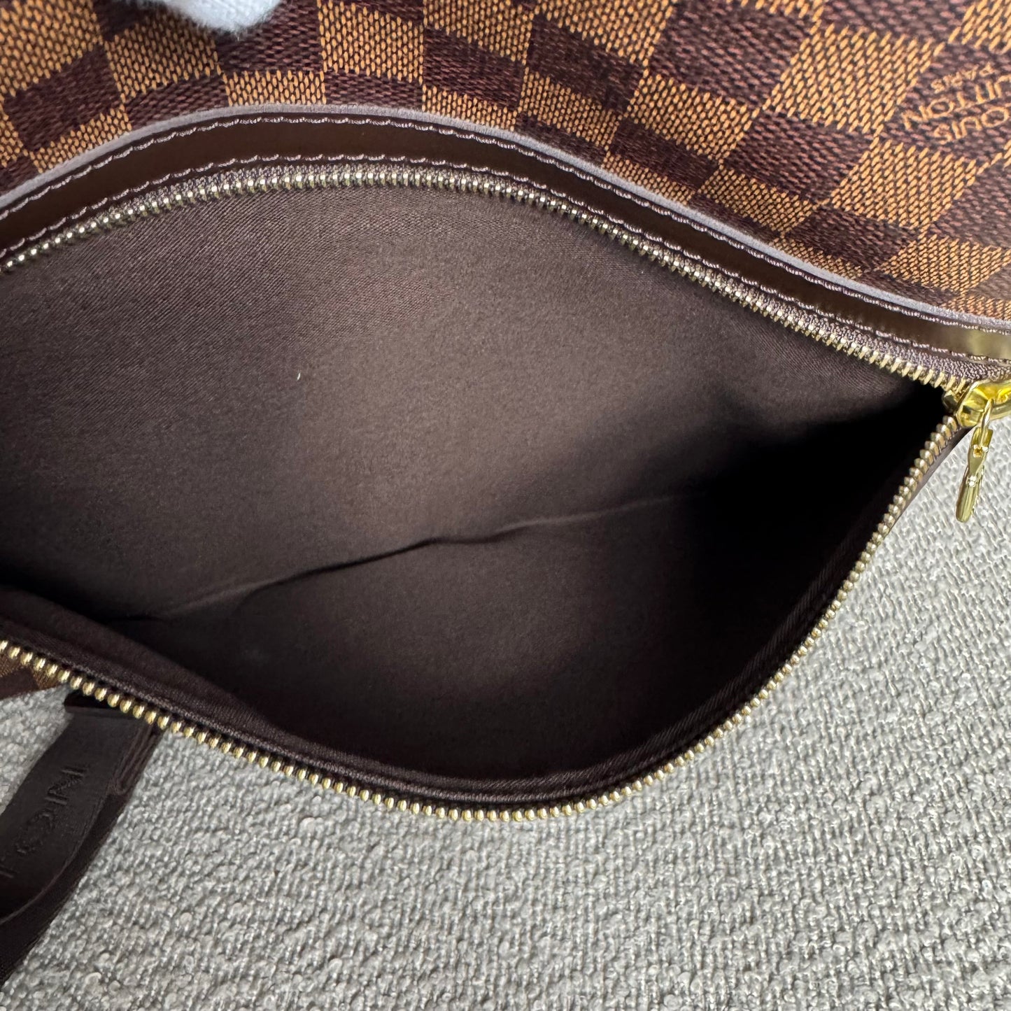 Louis Vuitton Bastille Messenger Bag Damier Ebene
