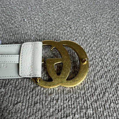Gucci Breiter GG Marmont Gürtel mit Kirsch- & Erdbeer-Print Gr. 90