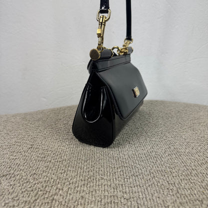 Dolce & Gabbana Mini Sicily – Schwarzes Lackleder