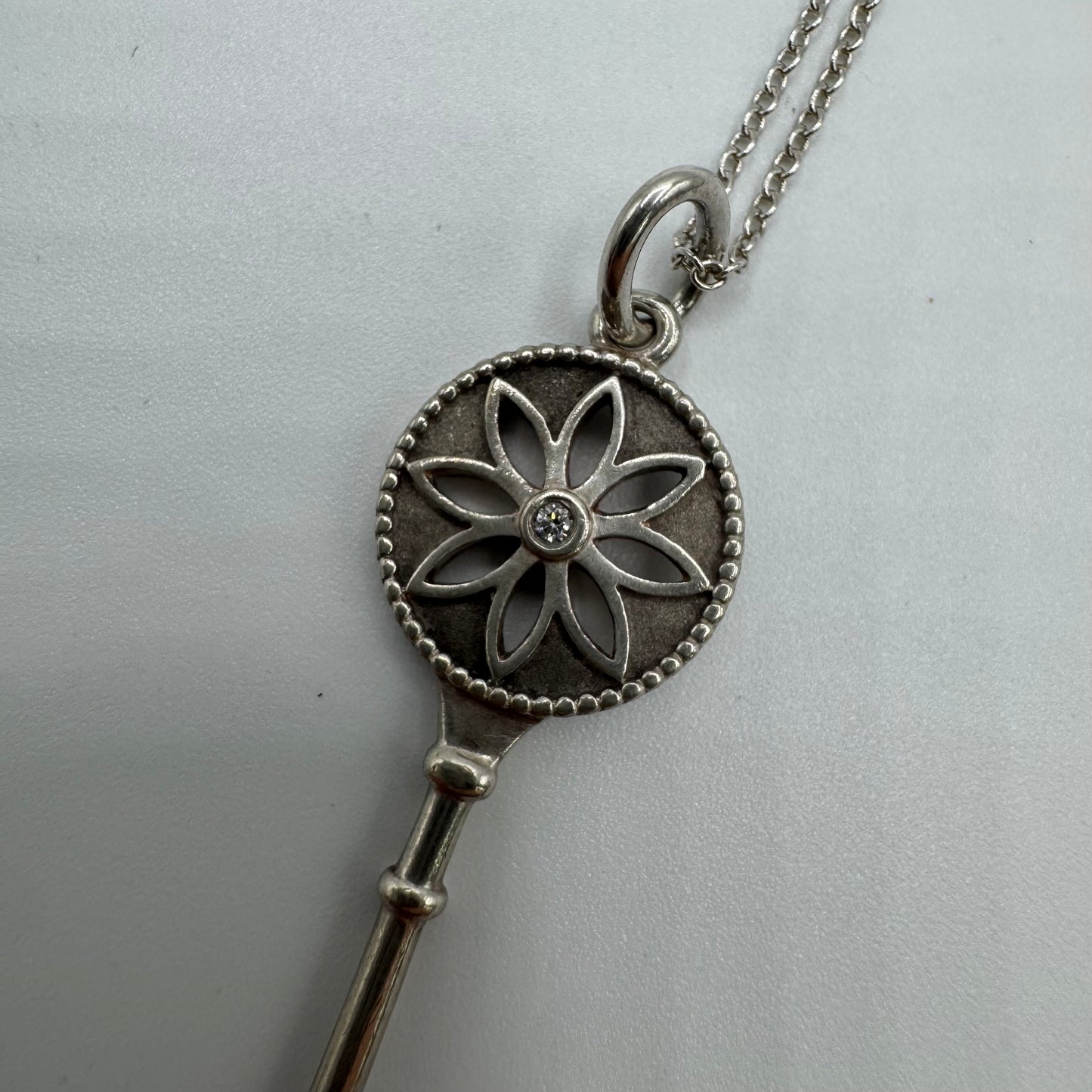 Tiffany & Co. Daisy Key Halskette aus Silber mit Diamant