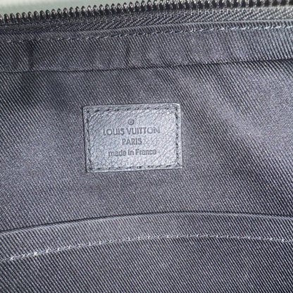 Louis Vuitton Trio Messenger Monogram Shadow Leder