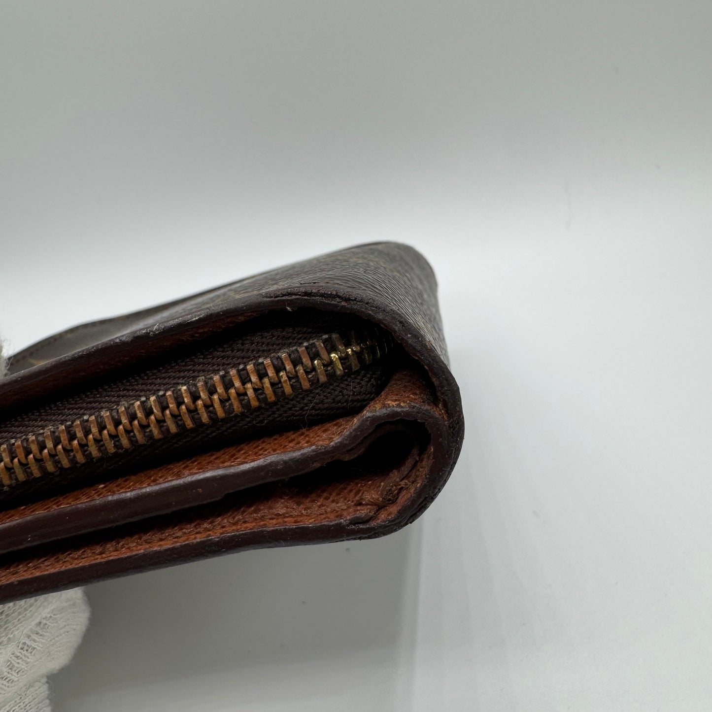 Louis Vuitton Monogram Compact Zip Rundum-Reißverschluss – Monogram Canvas