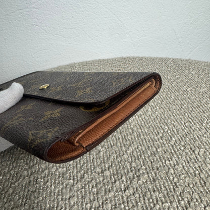 Louis Vuitton Monogram Portefeuille Trésor Trifold