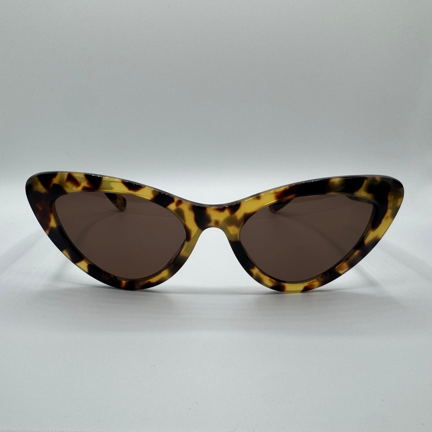 Miu Miu Cat Eye Sonnenbrille – Havanna