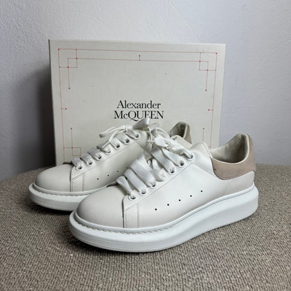 Alexander McQueen Oversized Sneaker Weiß – Gr. 40