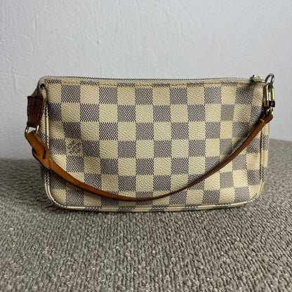 Louis Vuitton Pochette Accessoires in Damier Azur Canvas