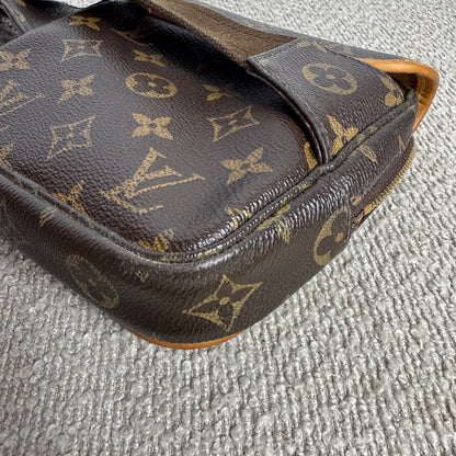 Louis Vuitton Bosphore Gürteltasche – Monogram Canvas