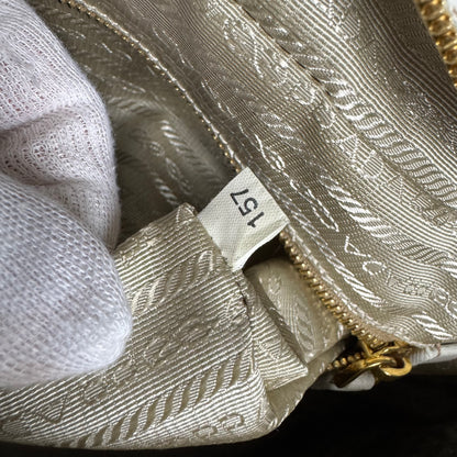 Prada Saffiano Lux Tote Bag weiß