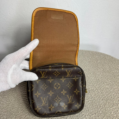Louis Vuitton Bosphore Gürteltasche – Monogram Canvas