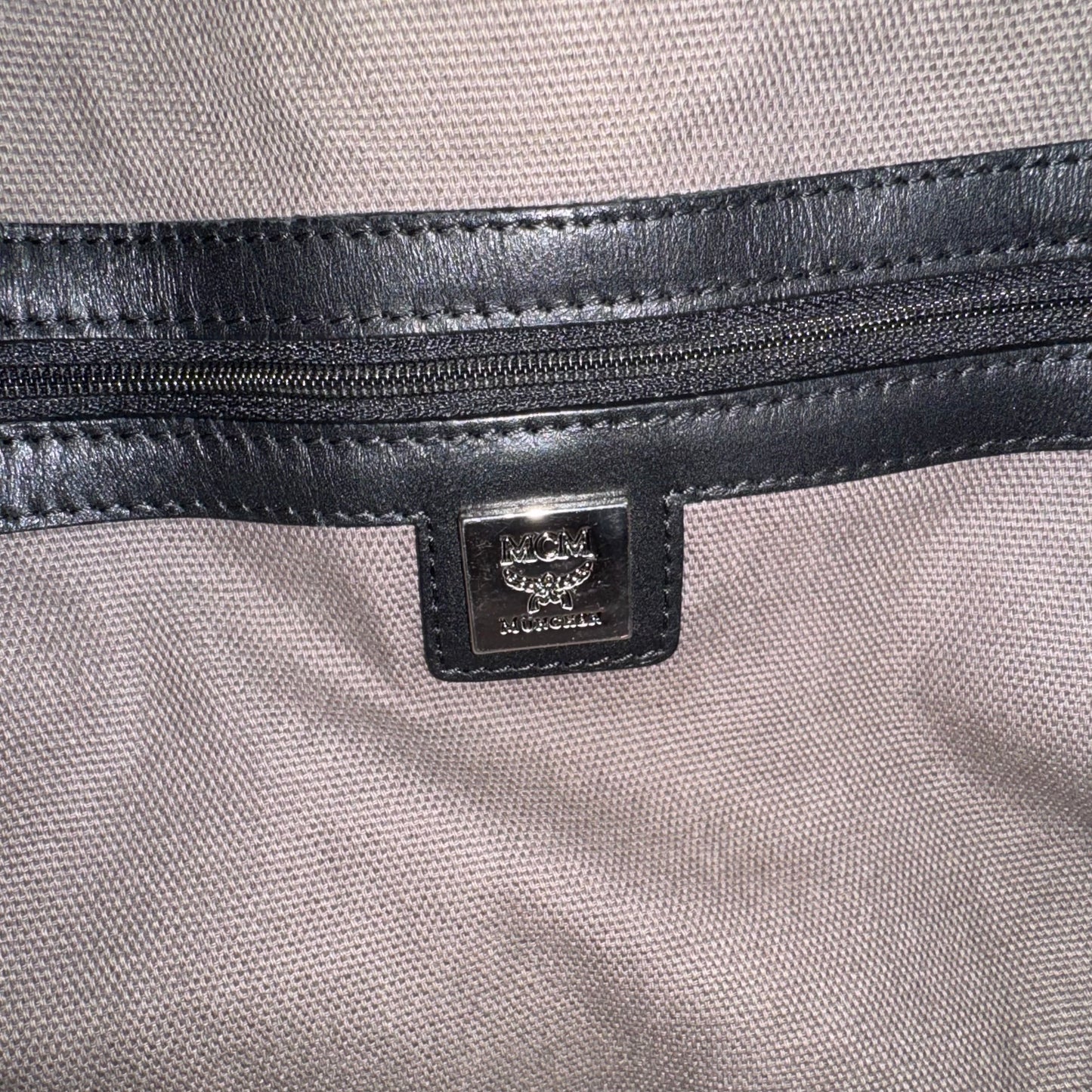 MCM Bucket Bag schwarz