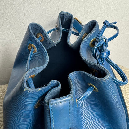 Louis Vuitton Sac Noé Petit – Cuir Épi Bleu