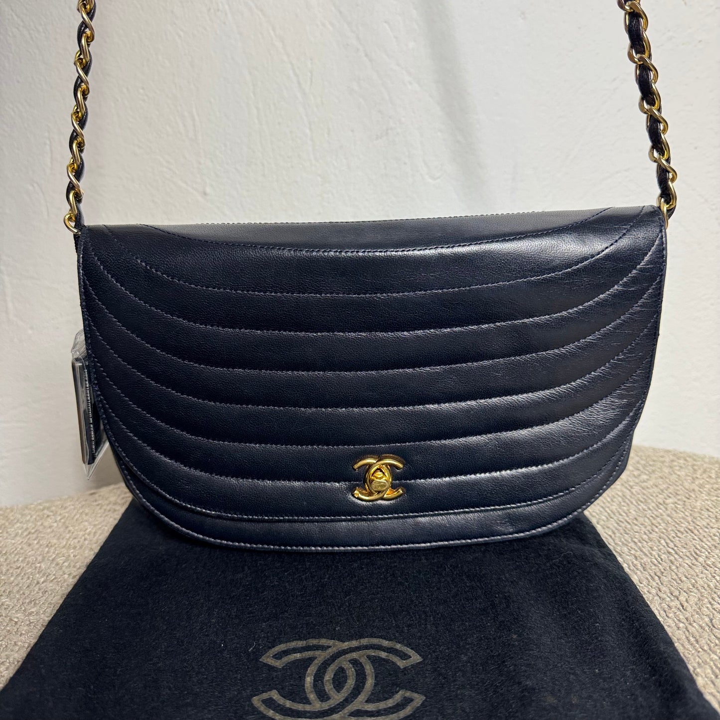 Chanel Vintage Coco Chain Umhängetasche Navy Blue