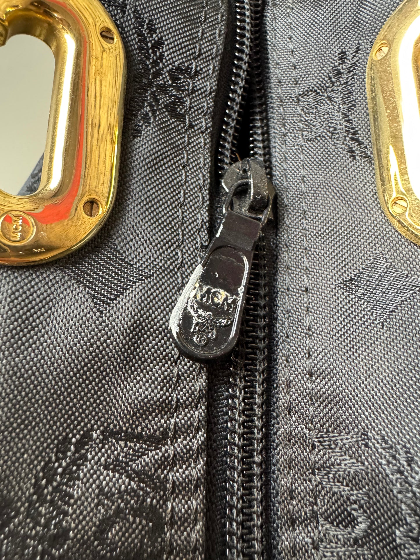 MCM Mini Handtasche – Schwarz