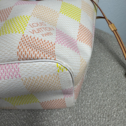 Louis Vuitton Neverfull MM Damier Azur Pastell Limited Edition