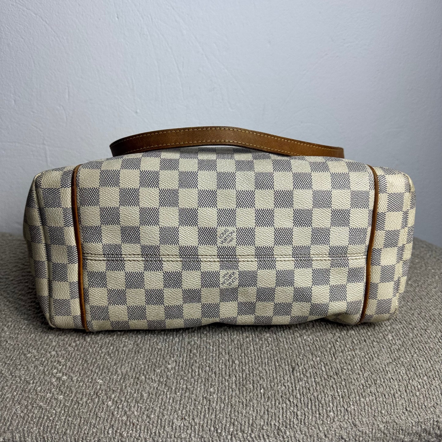 Louis Vuitton Totally MM Damier Azur