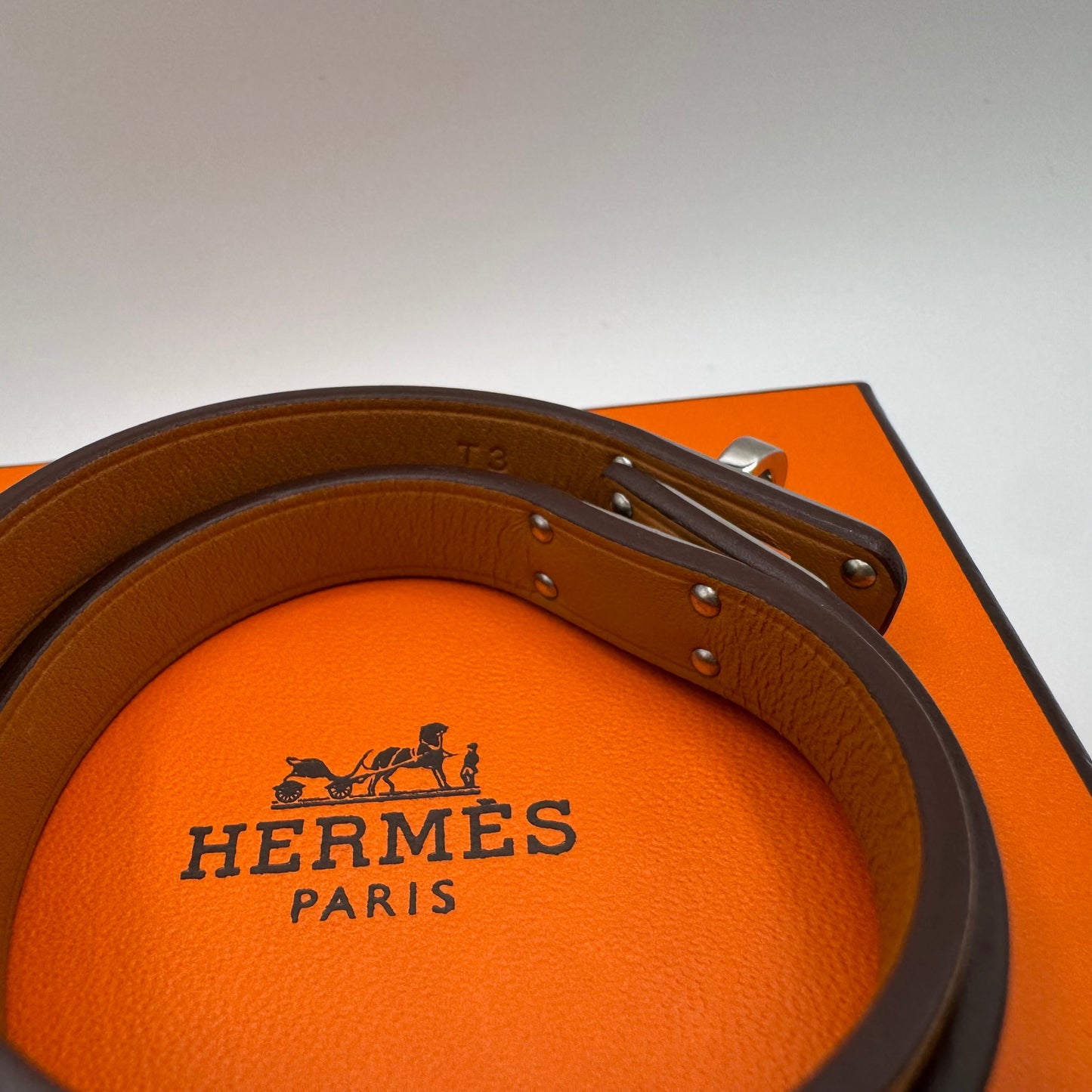 Hermès Mini Kelly Double Tour Bracelet – Goldfarben / Silber