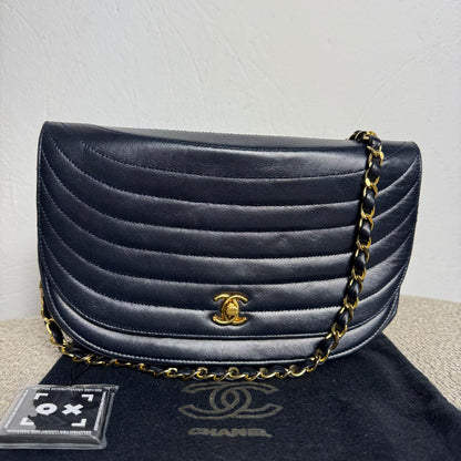 Chanel Vintage Coco Chain Umhängetasche Navy Blue