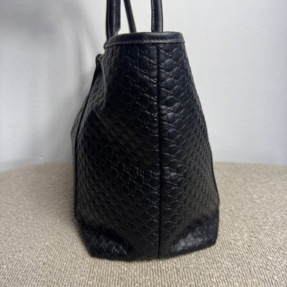 Gucci Microguccissima Leder Shopper Schwarz