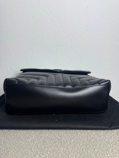 Yves Saint Laurent Loulou Medium – Schwarz mit schwarzer Hardware
