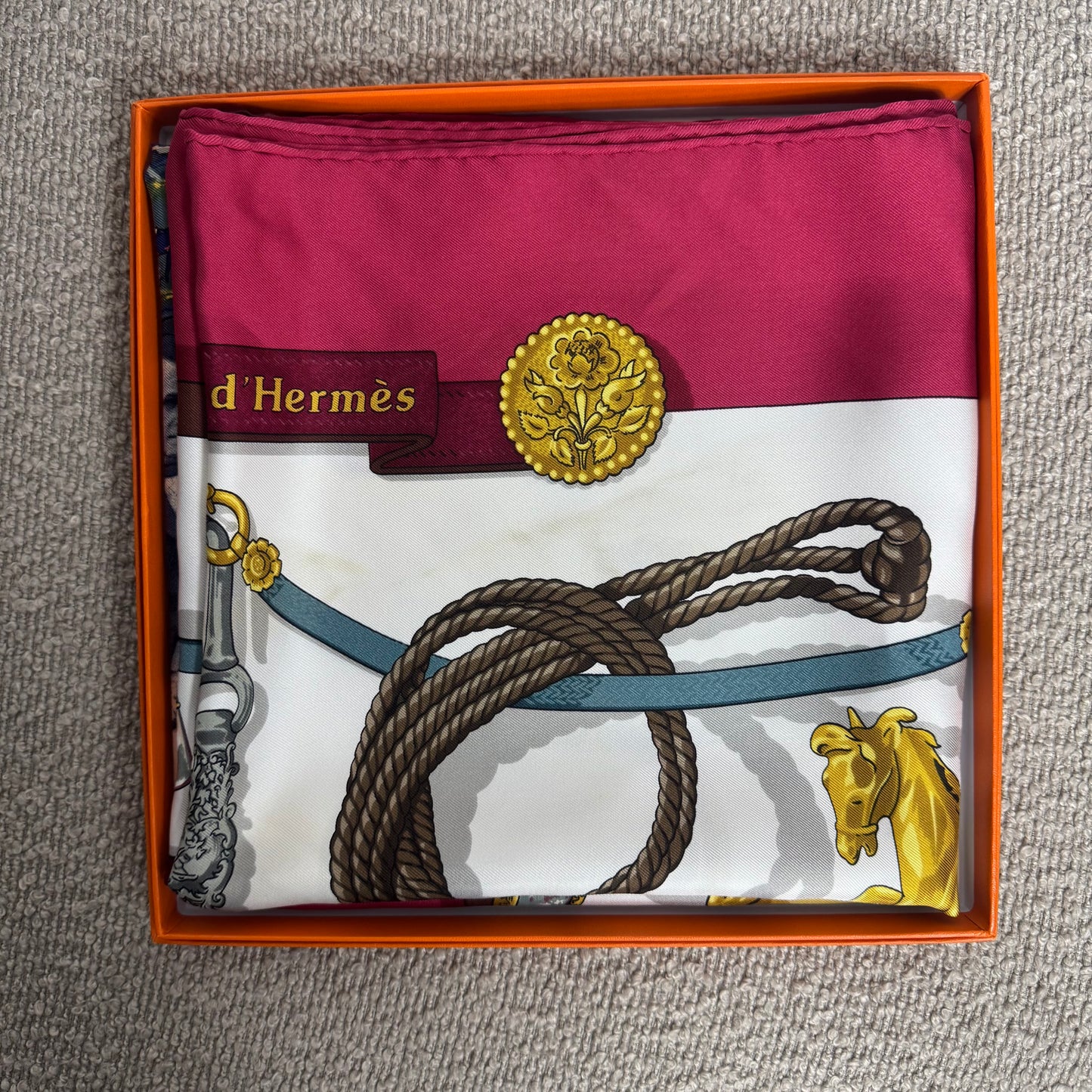 Hermès Silk Scarf "Mémoire d'Hermès" – Vintage Carré 90 – Red/White/Gold