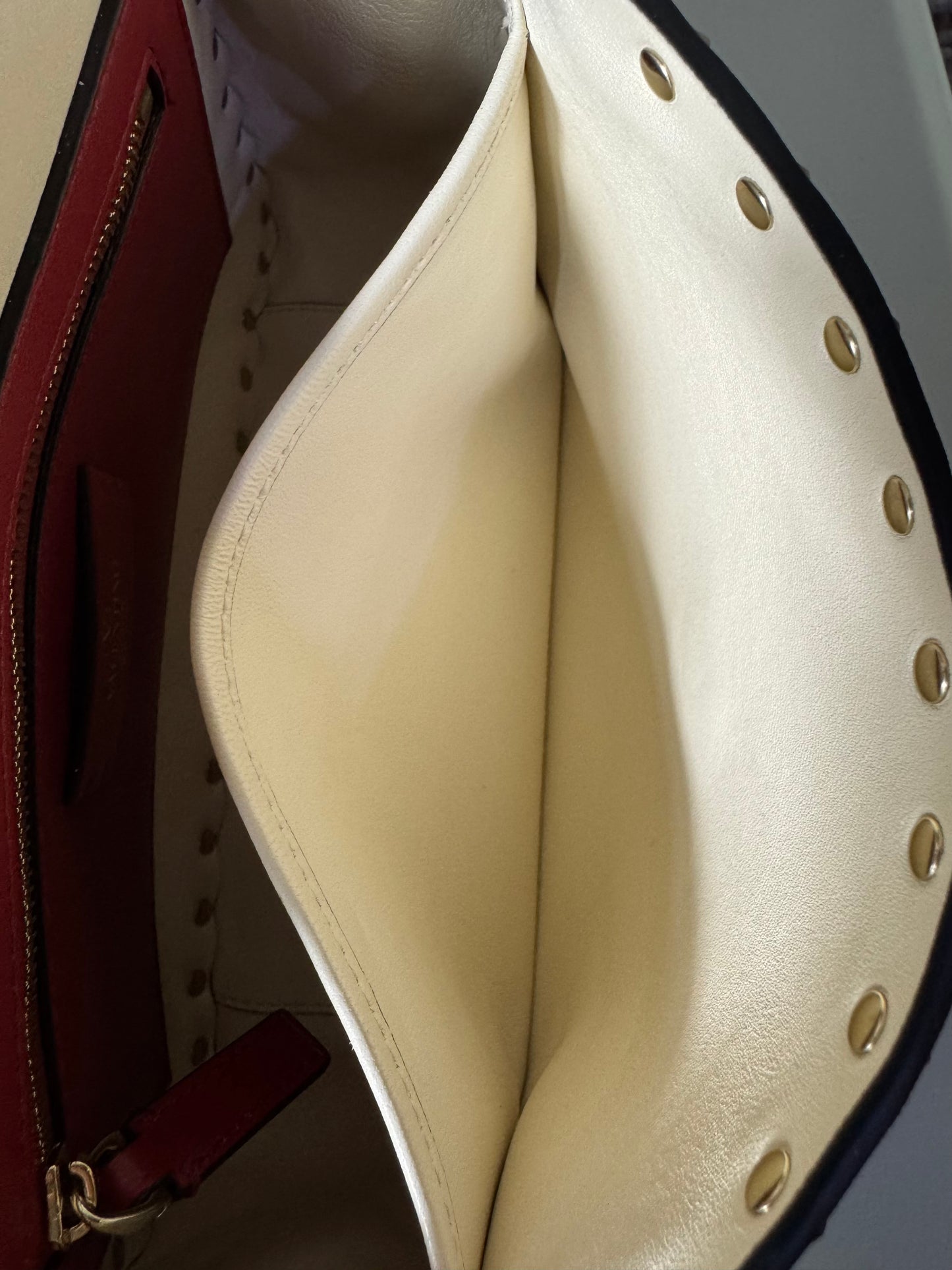 Valentino Garavani Rockstud Spike Bag Nappaleder Weiß