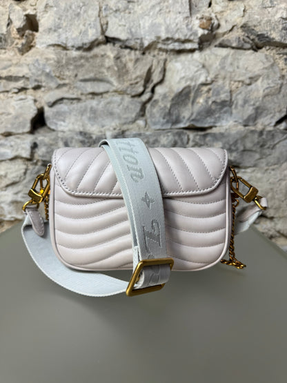 Louis Vuitton New Wave Multi Pochette – Grau
