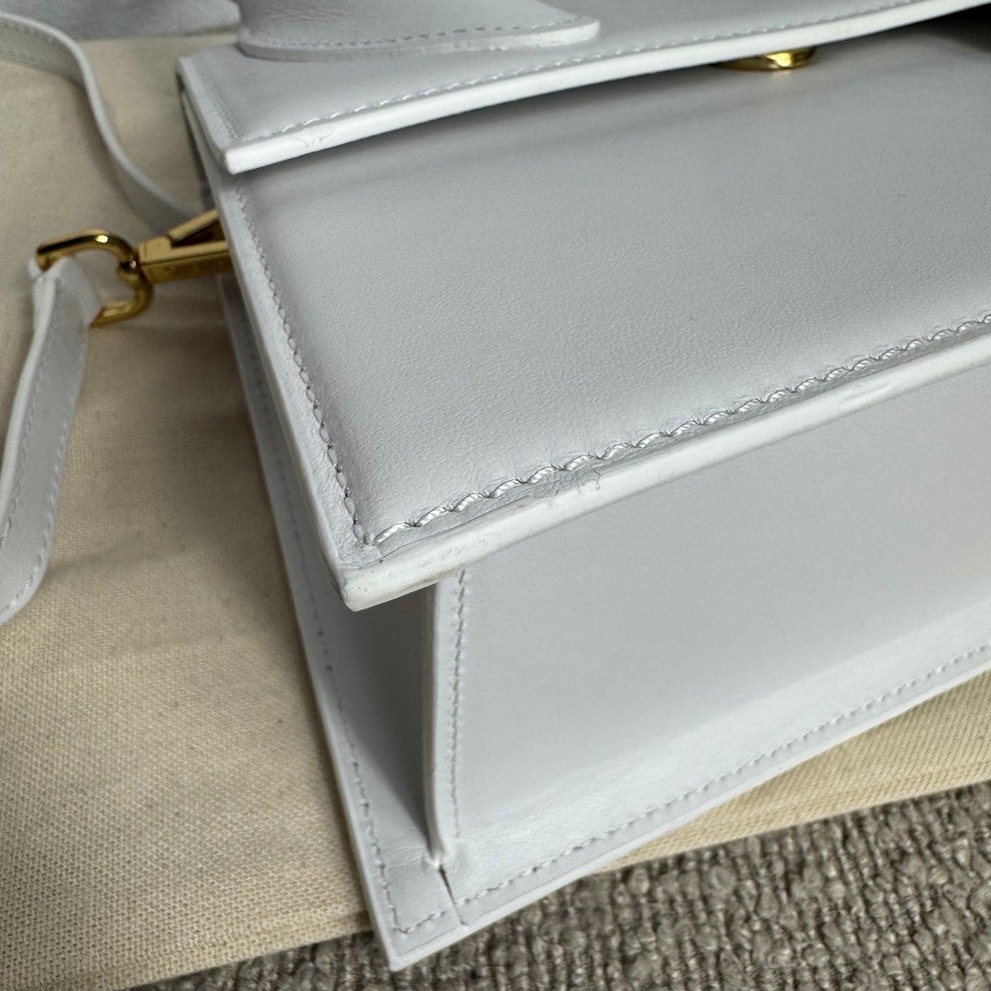 Jacquemus Le Grand Chiquito Weiß