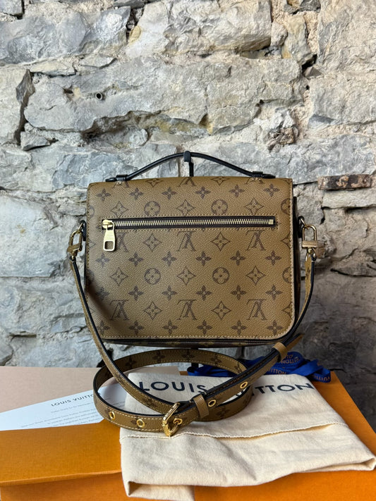 Louis Vuitton Pochette Métis Monogram Reverse Canvas