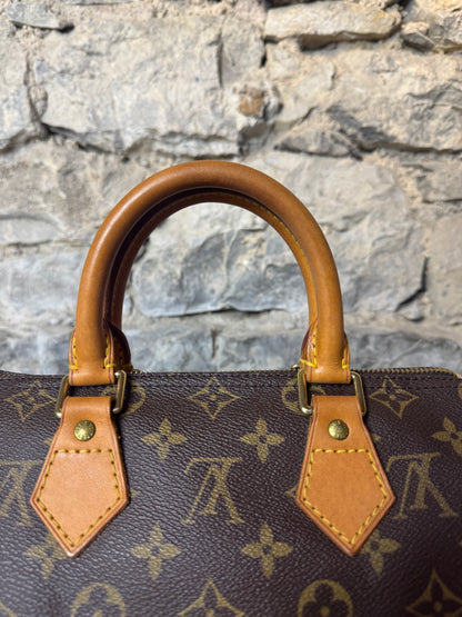 Louis Vuitton Speedy 25 – Monogram