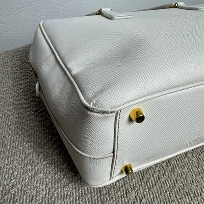 Prada Saffiano Lux Tote Bag weiß