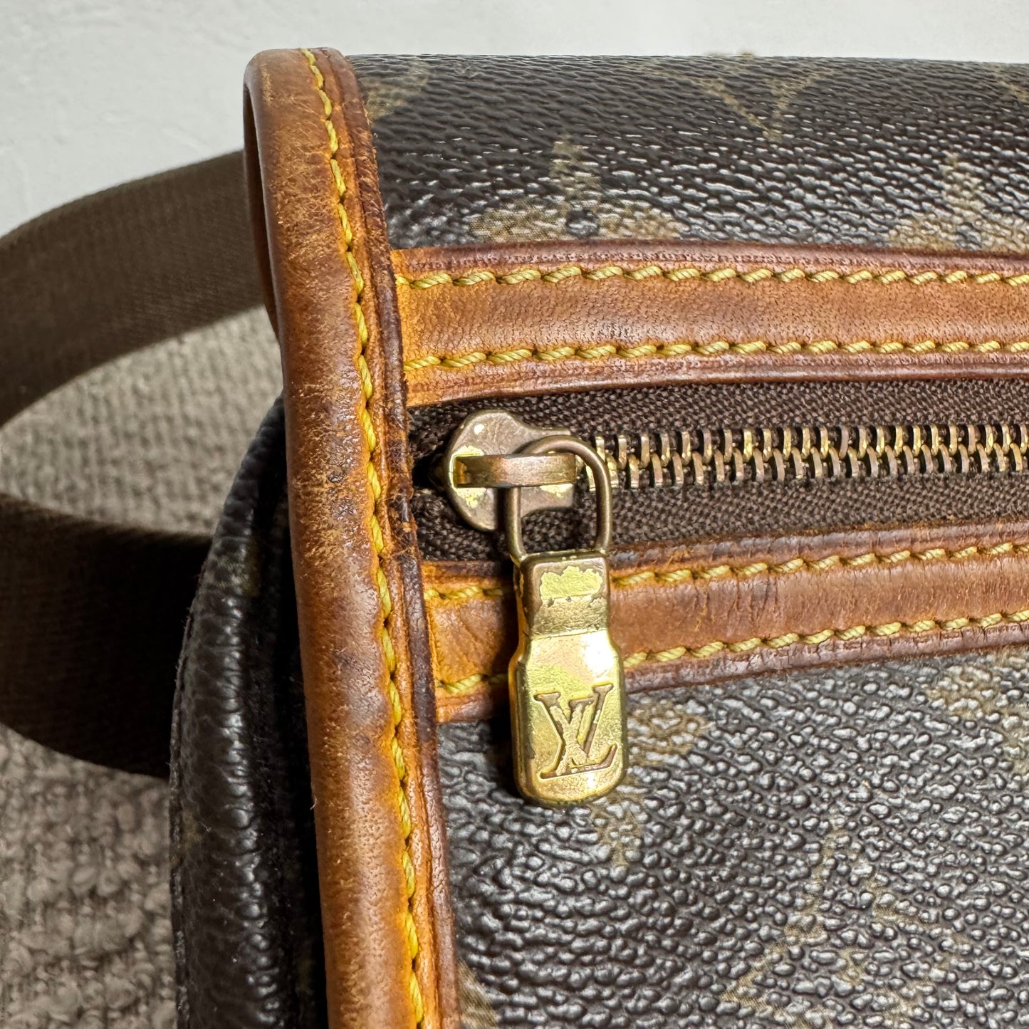 Louis Vuitton Bosphore Gürteltasche – Monogram Canvas
