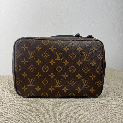 Louis Vuitton NéoNoé – Monogram Canvas / Schwarz